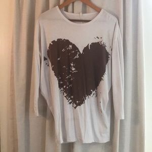 White long sleeve tunic style top